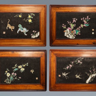Vier Chinese famille rose plaquettes met steengruis opgehoogd, Qianlong